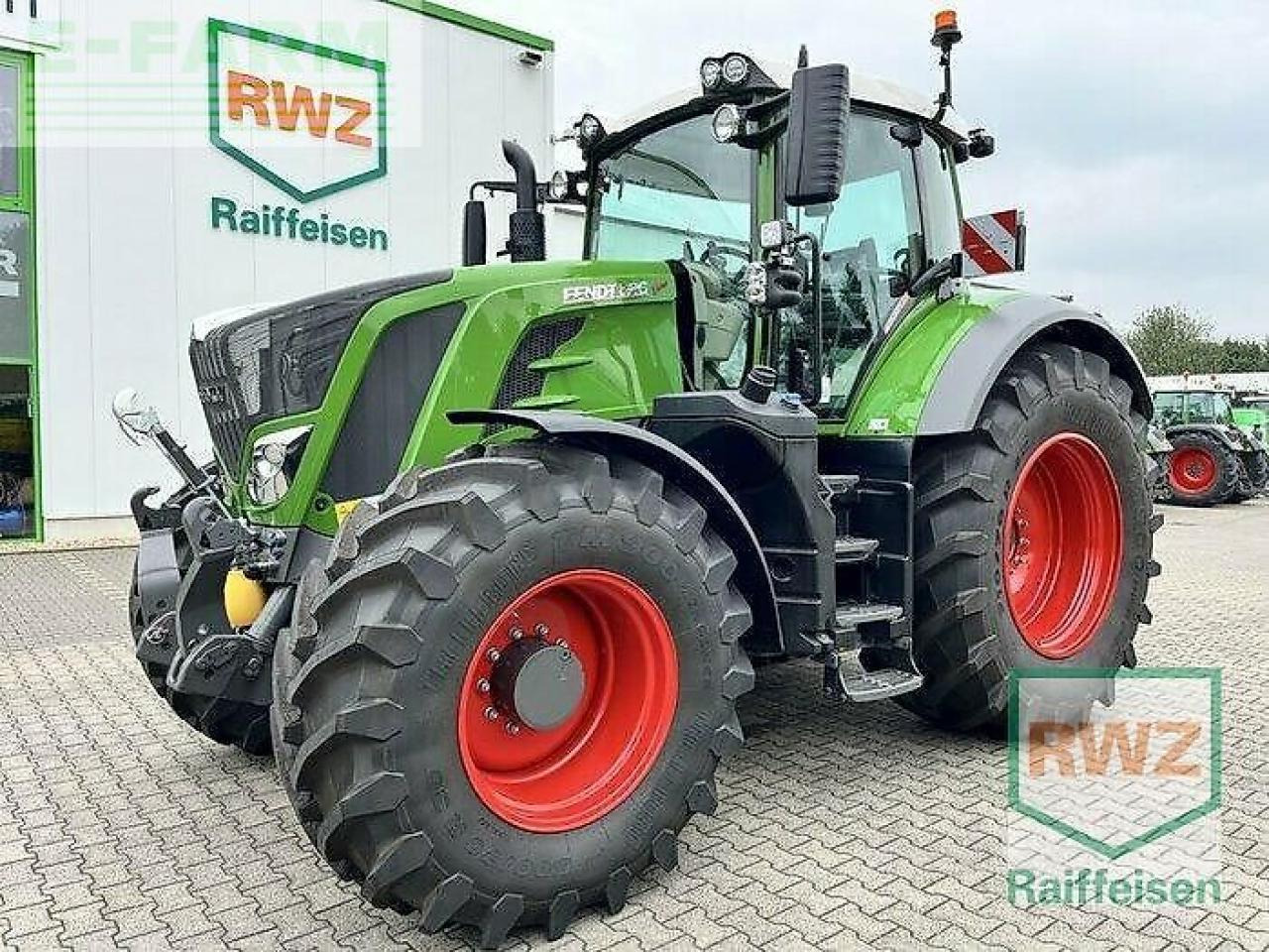 Fendt 826 s4 *neuwertig* - Tractor: foto 1 Fendt 826 s4 *neuwertig* - Tractor: foto 1