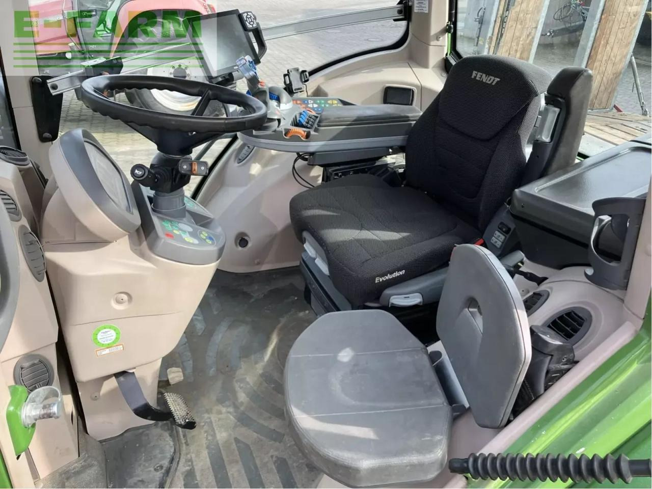 Fendt 828 s4 - Tractor: foto 3 Fendt 828 s4 - Tractor: foto 3