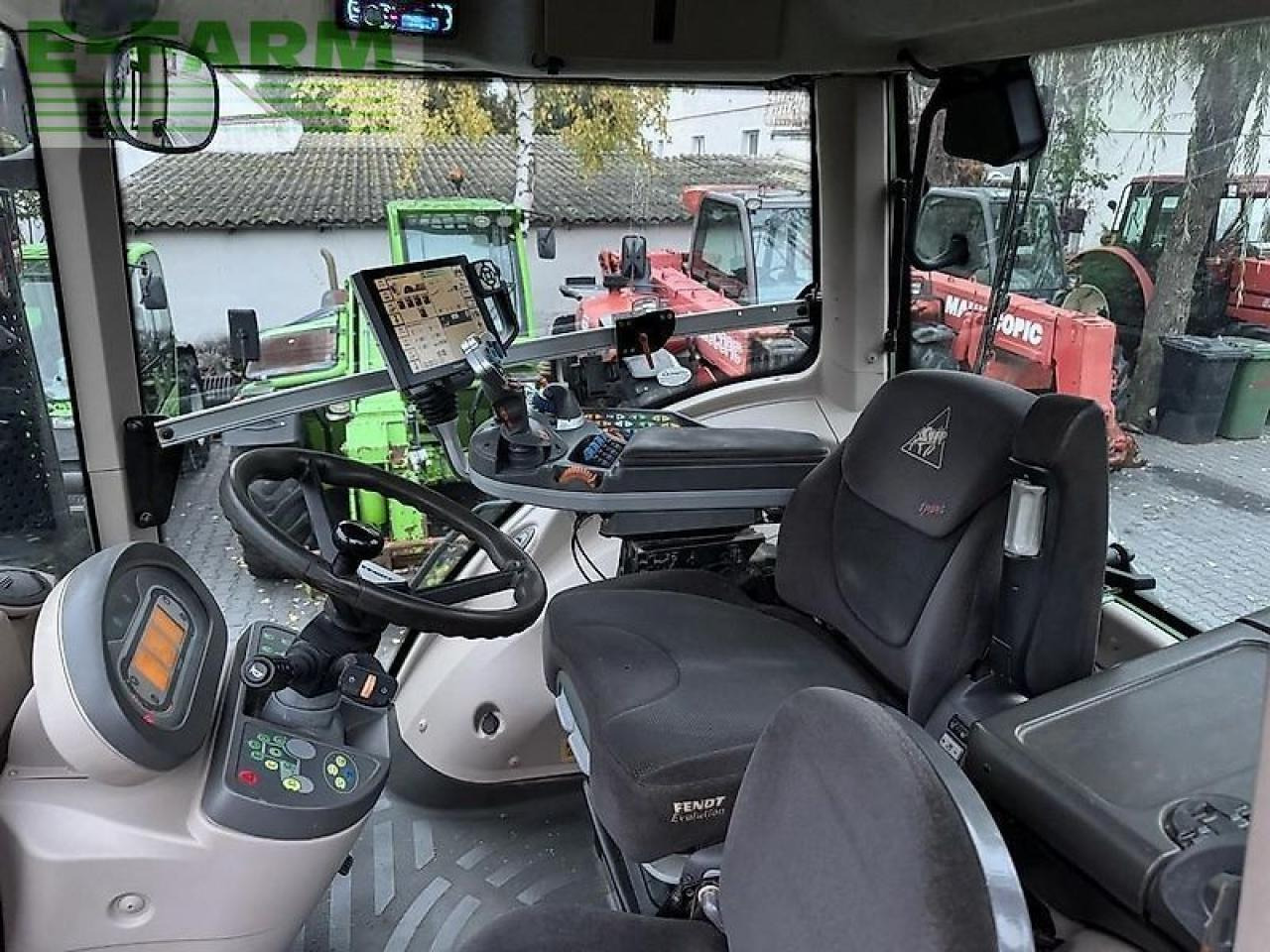 Tractor Fendt 828 vario profi+ plus / gps navi rtk trimble / tms ProfiPlus: foto 10 Tractor Fendt 828 vario profi+ plus / gps navi rtk trimble / tms ProfiPlus: foto 10