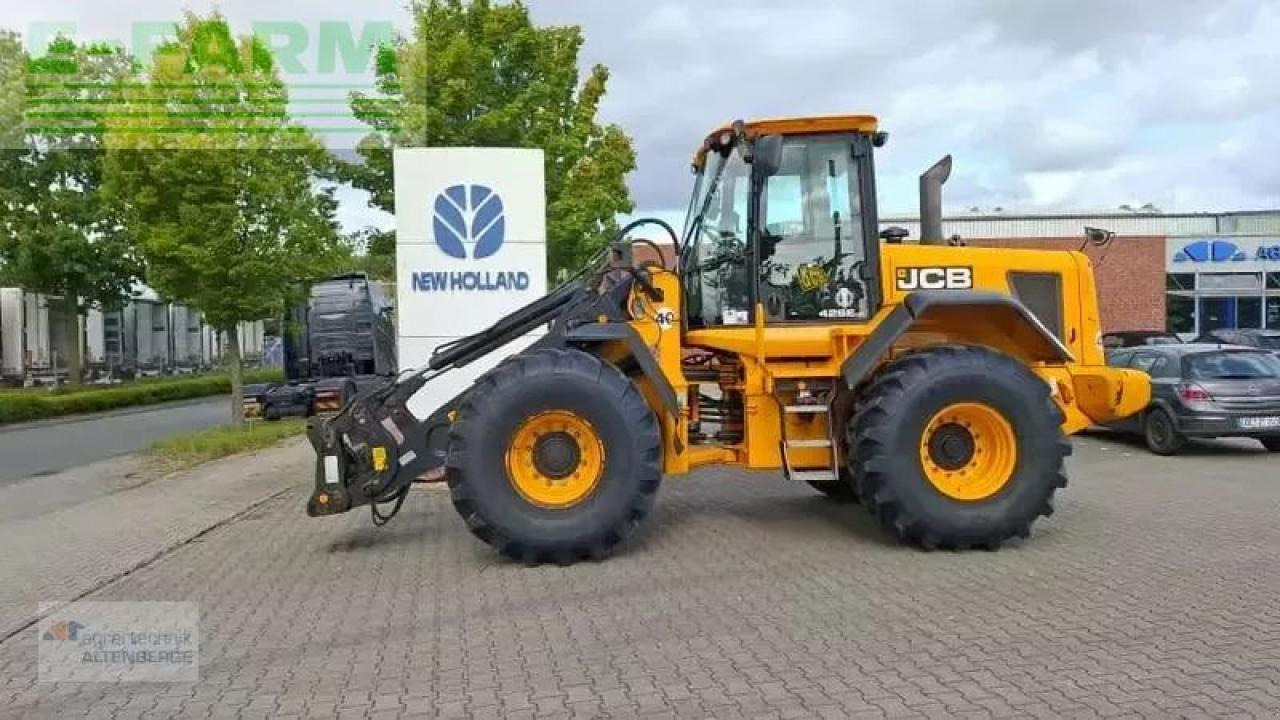 JCB 426 e ht agri highlift - Miniexcavadora: foto 1 JCB 426 e ht agri highlift - Miniexcavadora: foto 1