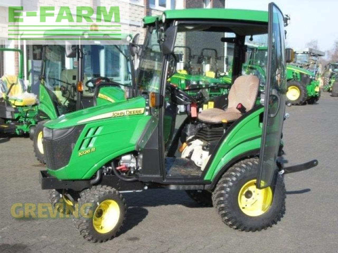John Deere 1026r kab - Tractor: foto 3 John Deere 1026r kab - Tractor: foto 3