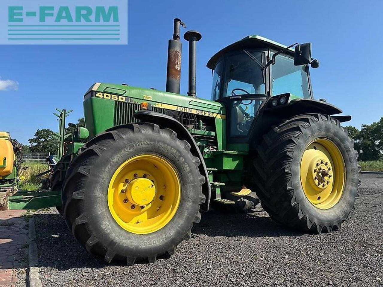John Deere 4050 klima fronthubwerk - Tractor: foto 1 John Deere 4050 klima fronthubwerk - Tractor: foto 1
