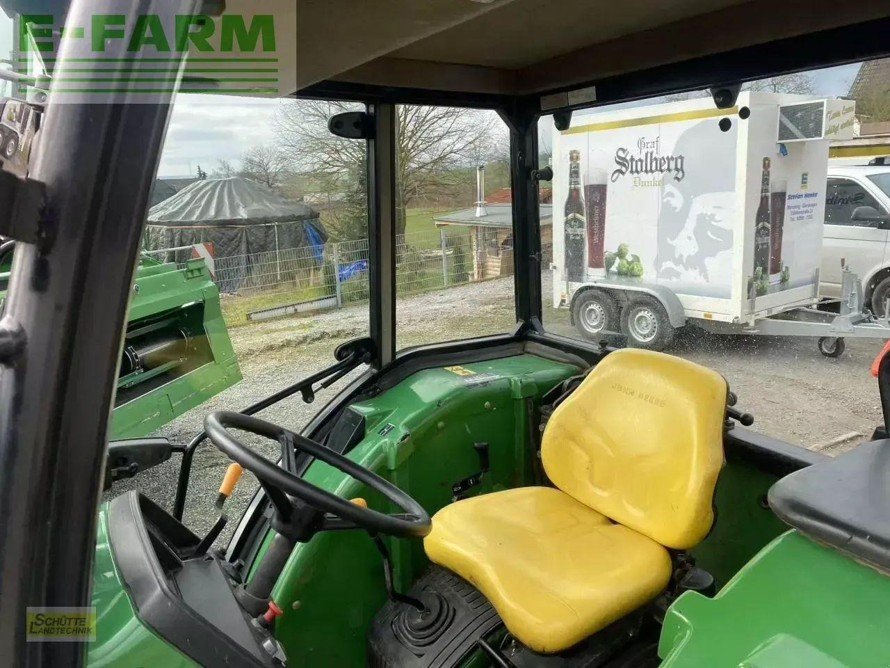 Tractor John Deere 5055e: foto 9 Tractor John Deere 5055e: foto 9