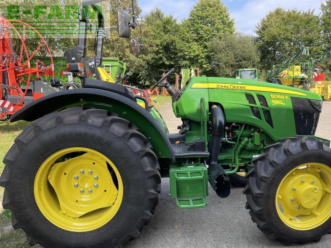 Tractor John Deere 5058e ohne kabine: foto 7