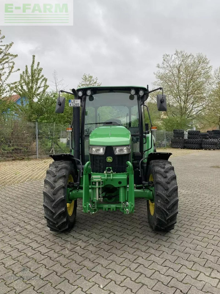 John Deere 5075 e - Tractor: foto 3 John Deere 5075 e - Tractor: foto 3