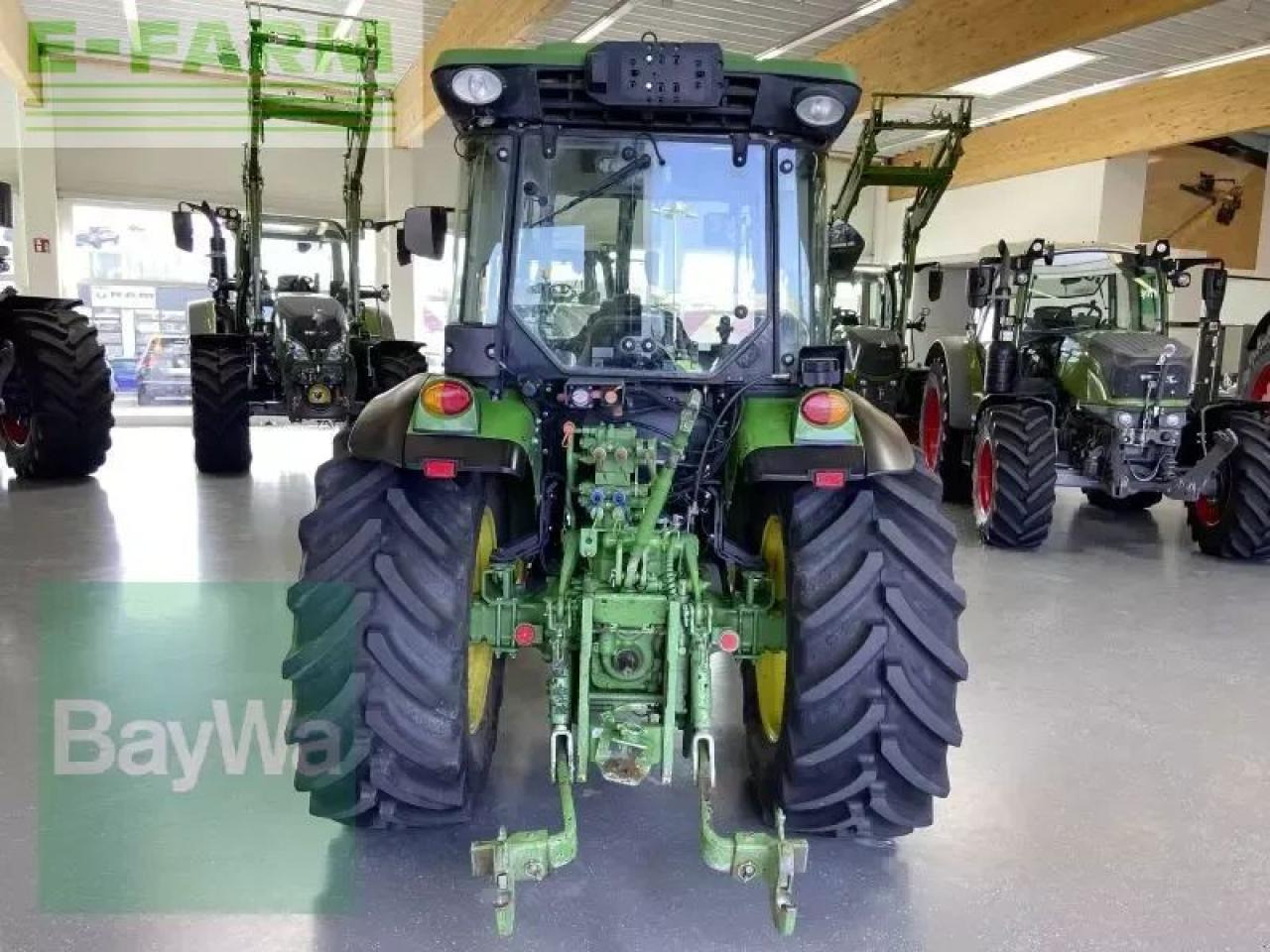 John Deere 5075 gf - Tractor: foto 5 John Deere 5075 gf - Tractor: foto 5