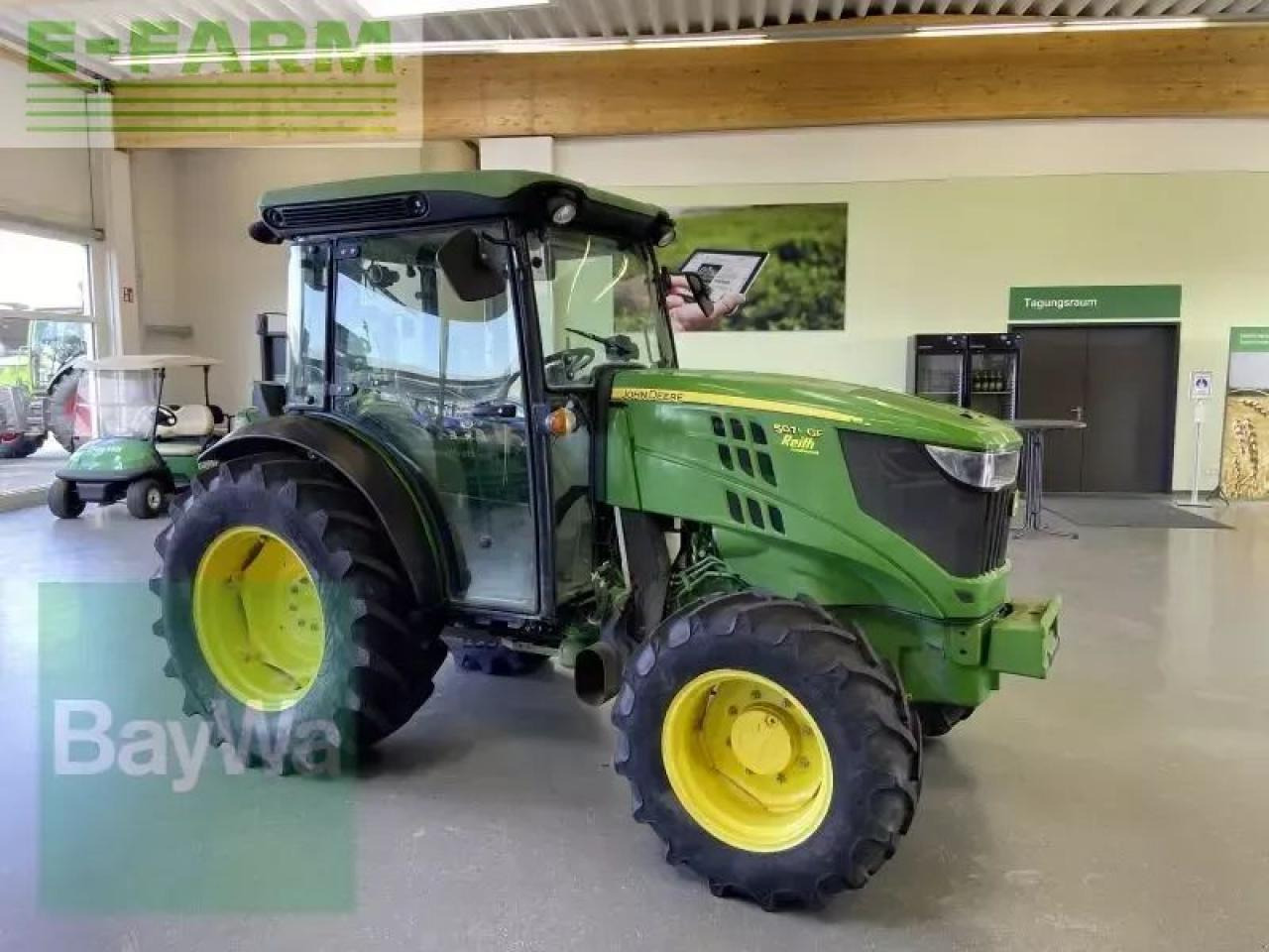 John Deere 5075 gf - Tractor: foto 1 John Deere 5075 gf - Tractor: foto 1