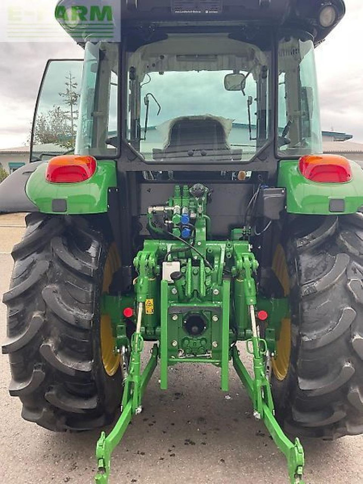 John Deere 5075 m - Tractor: foto 4 John Deere 5075 m - Tractor: foto 4