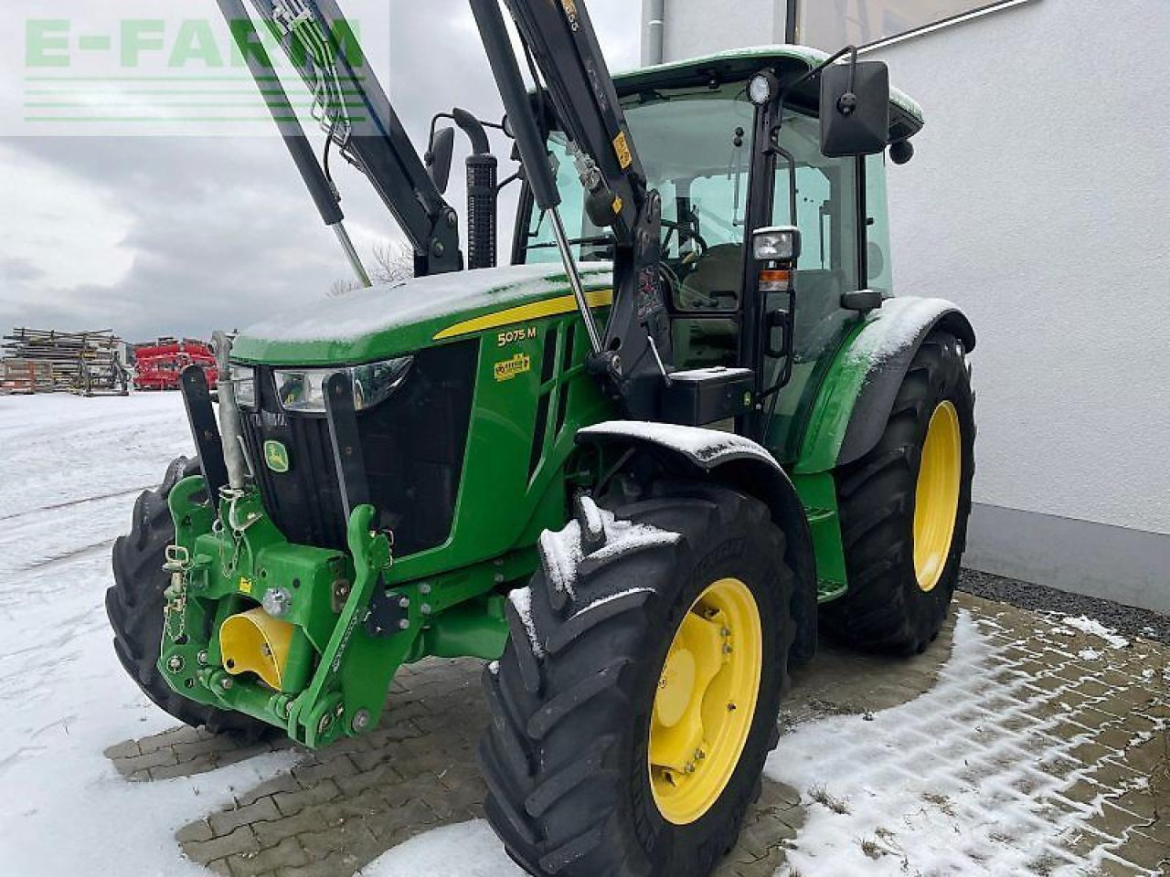 John Deere 5075 m - Tractor: foto 1 John Deere 5075 m - Tractor: foto 1