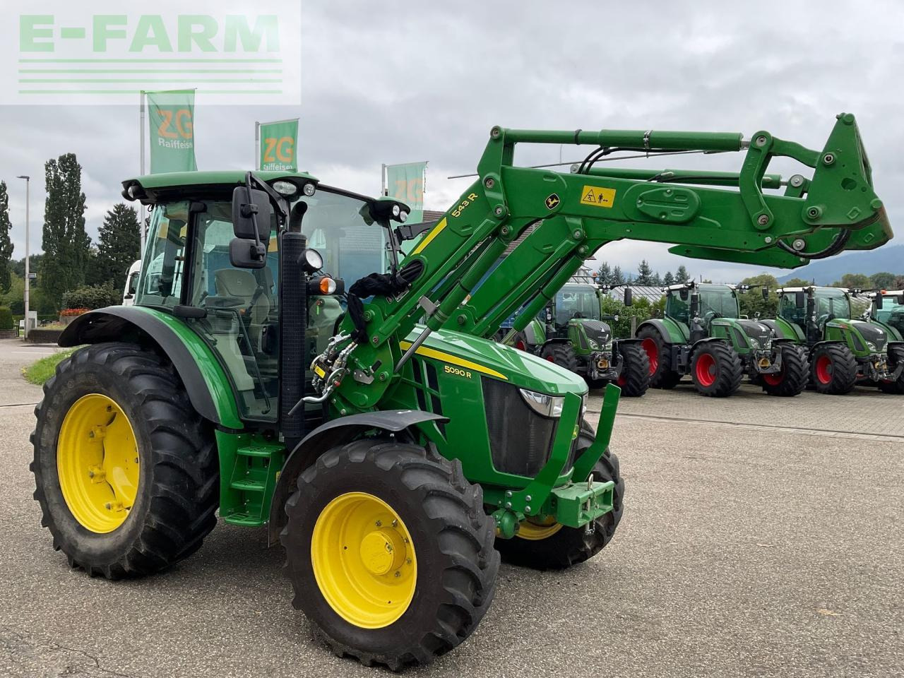 John Deere 5090R - Tractor: foto 3 John Deere 5090R - Tractor: foto 3