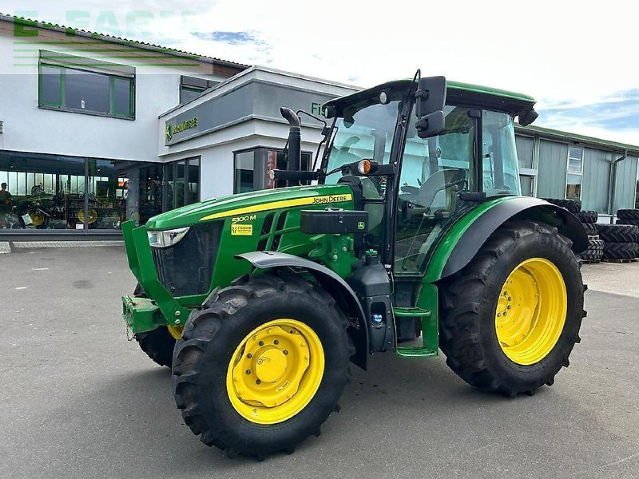 John Deere 5100m - Tractor: foto 2 John Deere 5100m - Tractor: foto 2