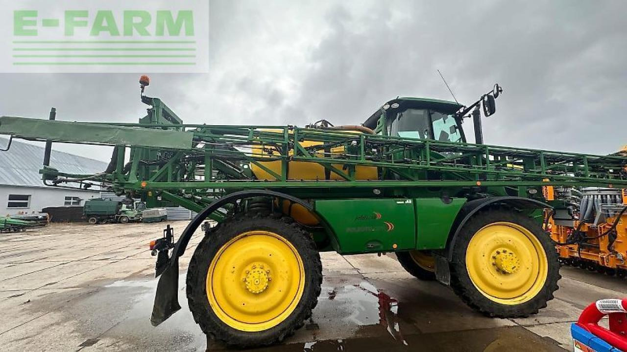 John Deere 5430i - Pulverizador arrastrado: foto 1 John Deere 5430i - Pulverizador arrastrado: foto 1