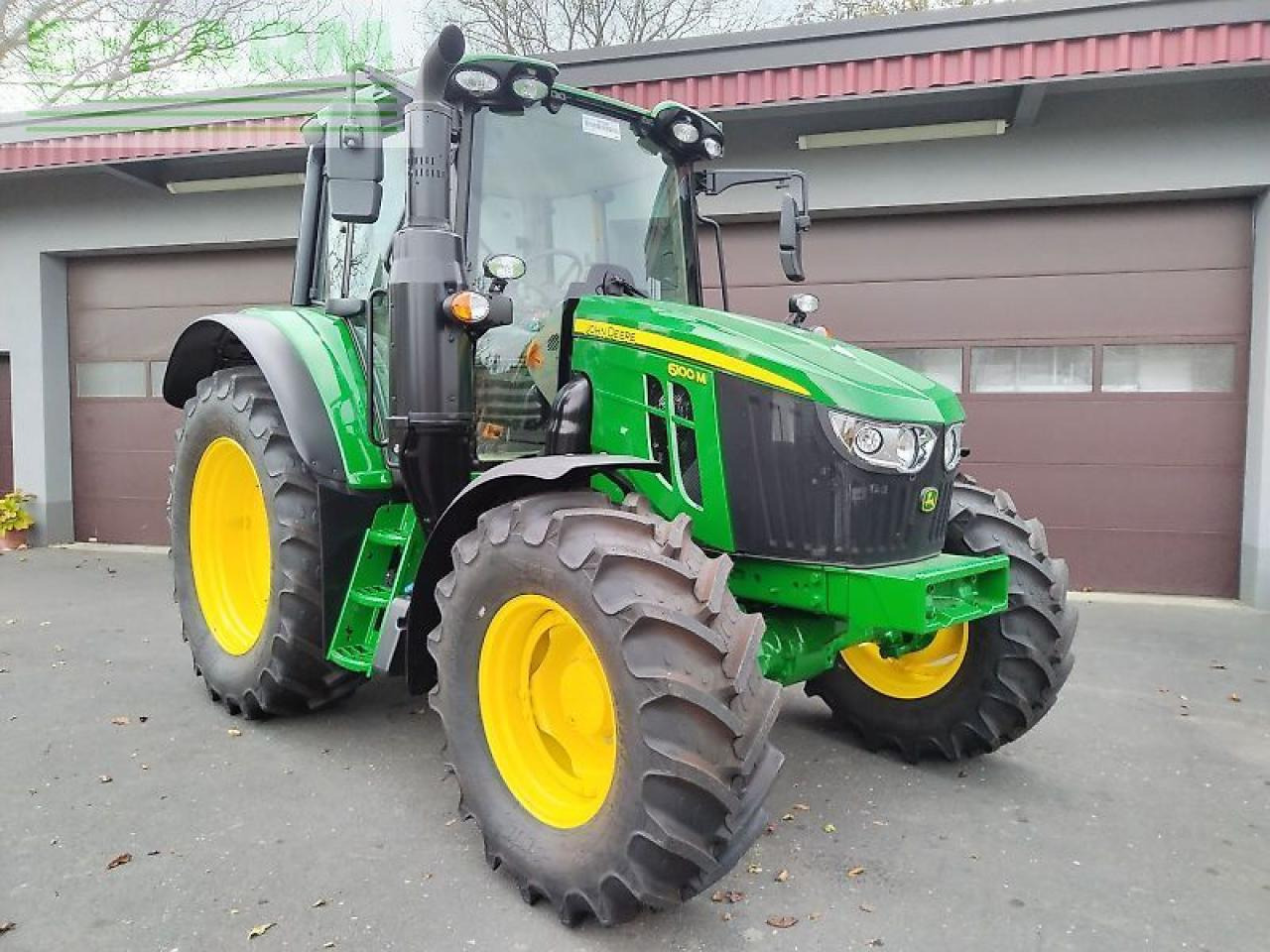 John Deere 6100m - Tractor: foto 1 John Deere 6100m - Tractor: foto 1