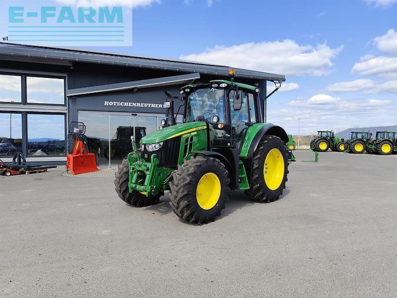 John Deere 6100m - Tractor: foto 1 John Deere 6100m - Tractor: foto 1