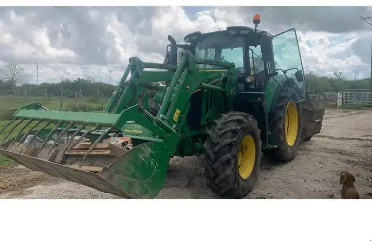 John Deere 6100m - Tractor: foto 2 John Deere 6100m - Tractor: foto 2