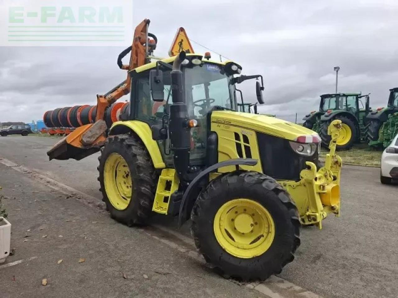 John Deere 6100m - Tractor: foto 2 John Deere 6100m - Tractor: foto 2