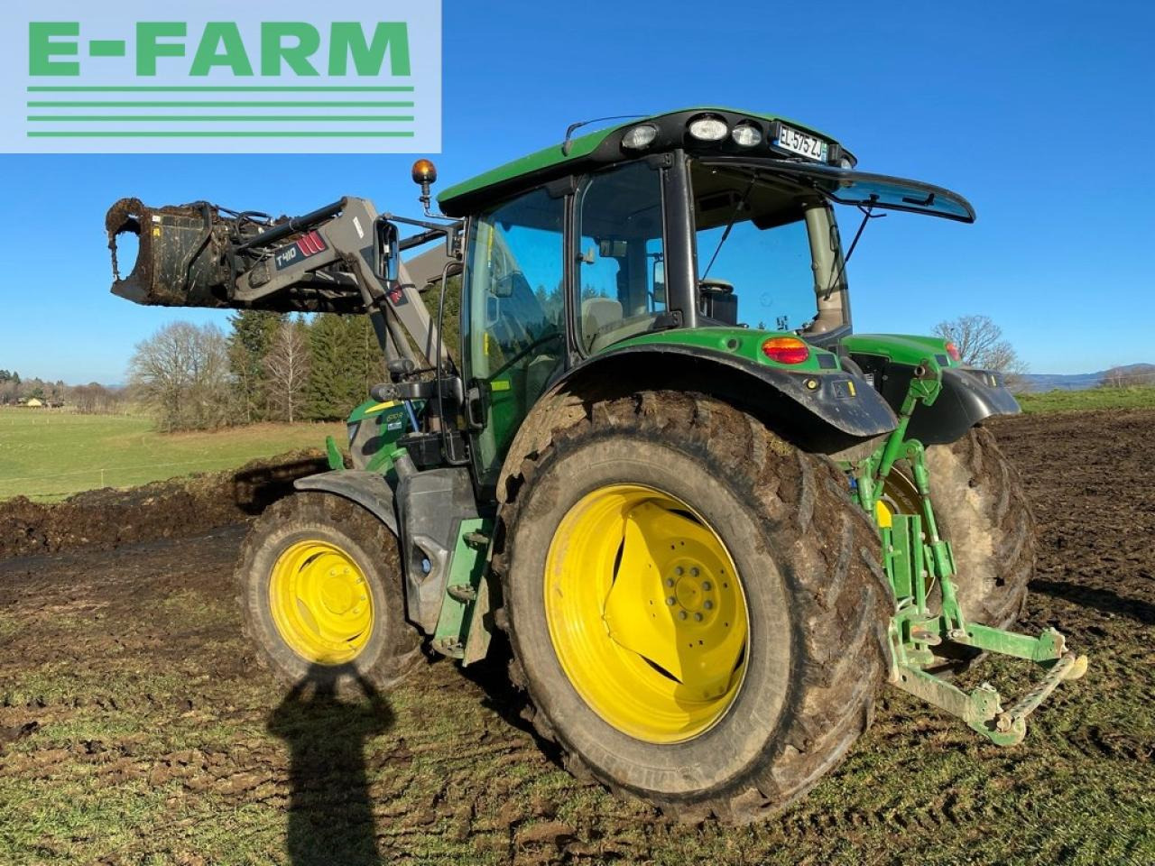 John Deere 6110 r autopower . chargeur - Tractor: foto 4 John Deere 6110 r autopower . chargeur - Tractor: foto 4