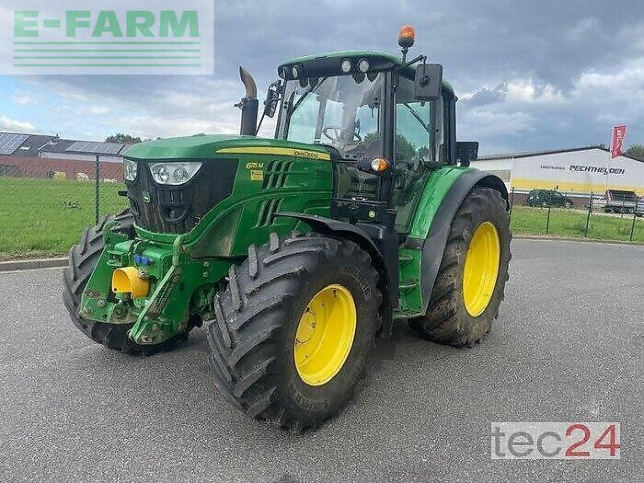 John Deere 6115m - Tractor: foto 1 John Deere 6115m - Tractor: foto 1