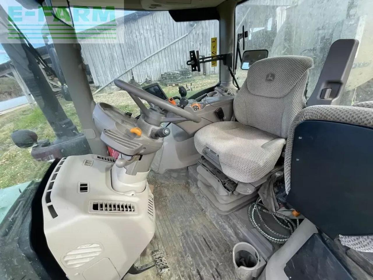 John Deere 6120 r autopower . - Tractor: foto 5 John Deere 6120 r autopower . - Tractor: foto 5