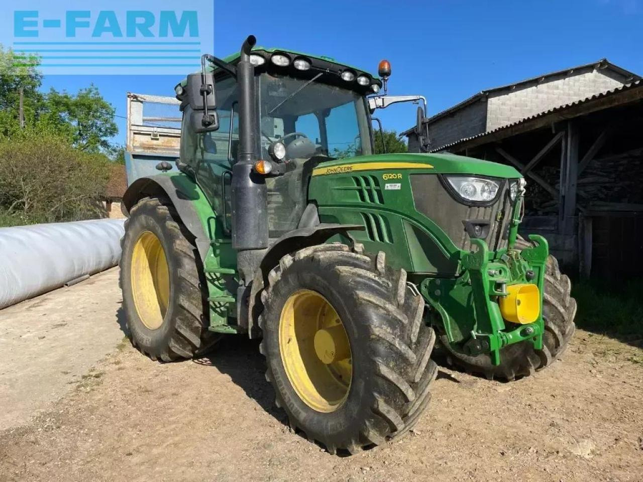 John Deere 6120 r autopower . - Tractor: foto 1 John Deere 6120 r autopower . - Tractor: foto 1