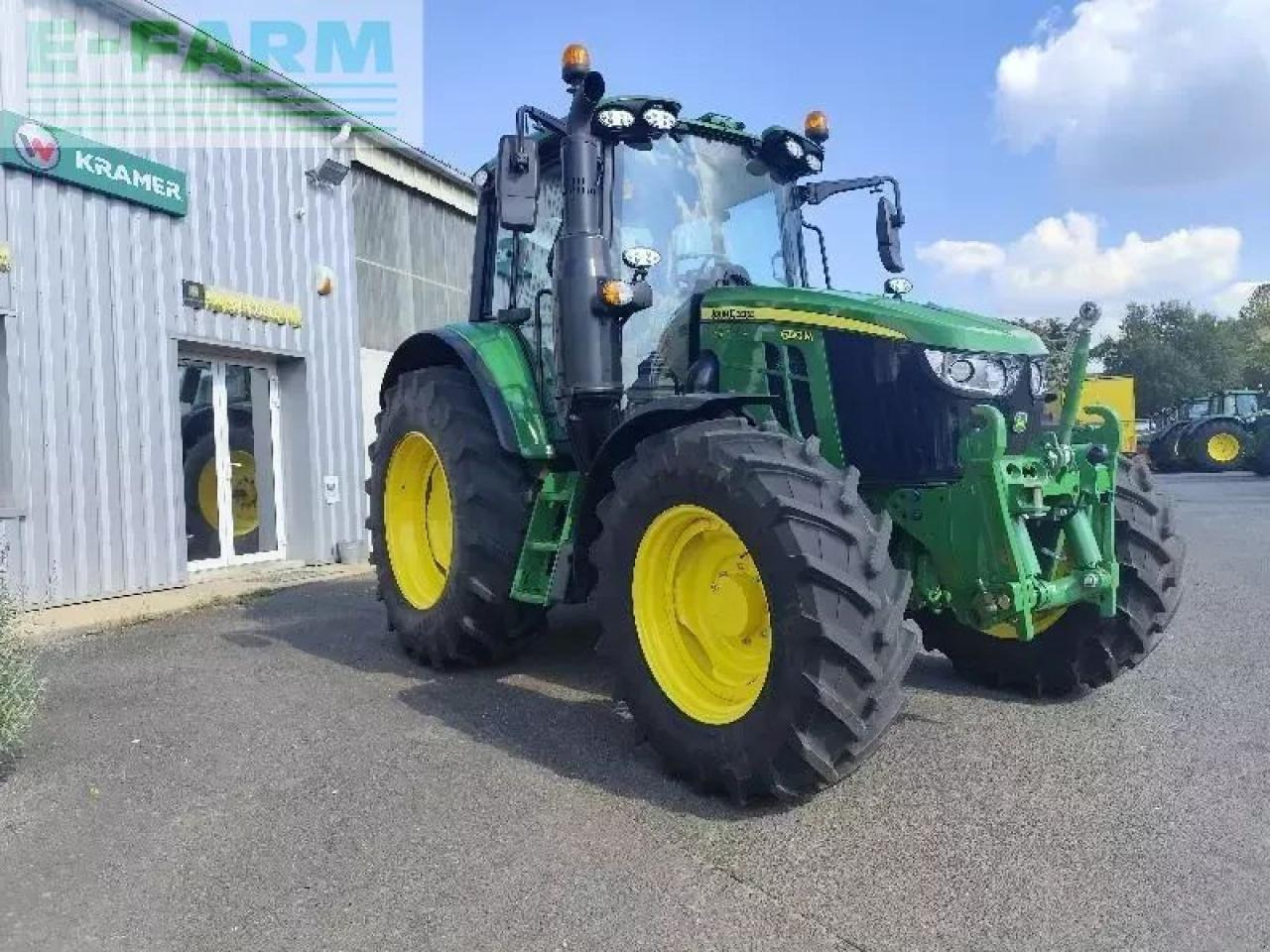 John Deere 6120m - Tractor: foto 1 John Deere 6120m - Tractor: foto 1