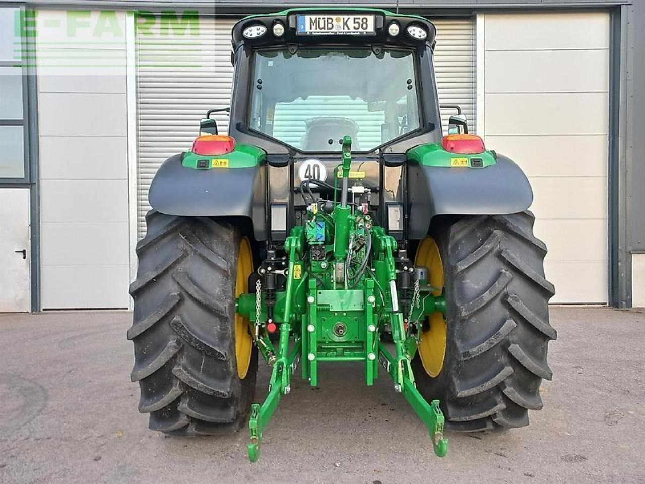 John Deere 6120m - Tractor: foto 4 John Deere 6120m - Tractor: foto 4