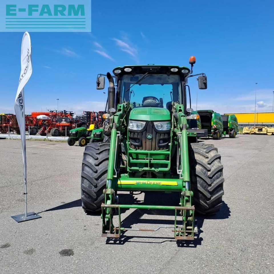 John Deere 6125 r - Tractor: foto 2 John Deere 6125 r - Tractor: foto 2
