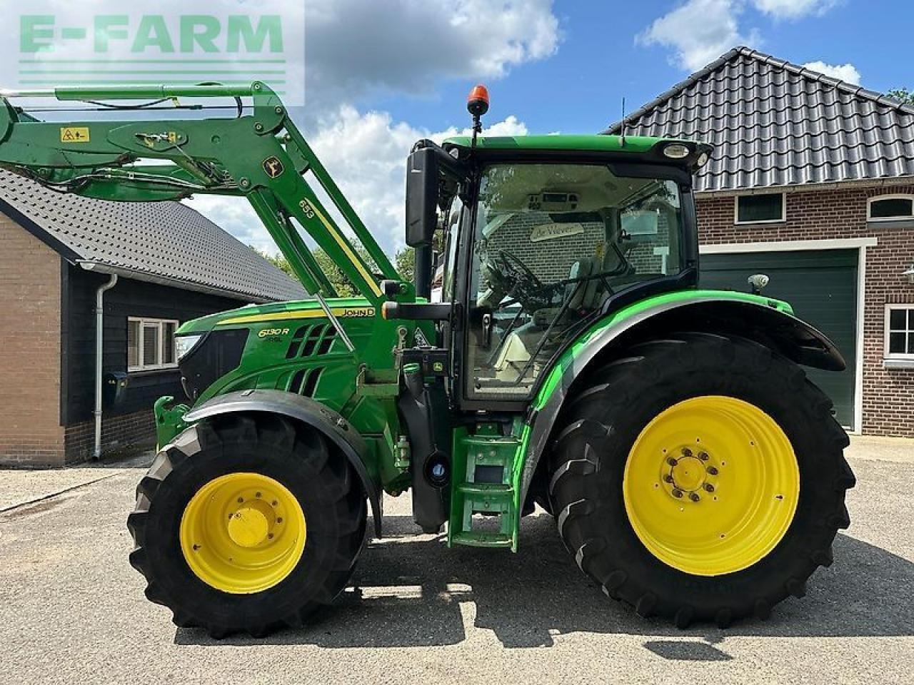 John Deere 6130r ap+frontlader at-ready+lucht - Tractor: foto 2 John Deere 6130r ap+frontlader at-ready+lucht - Tractor: foto 2