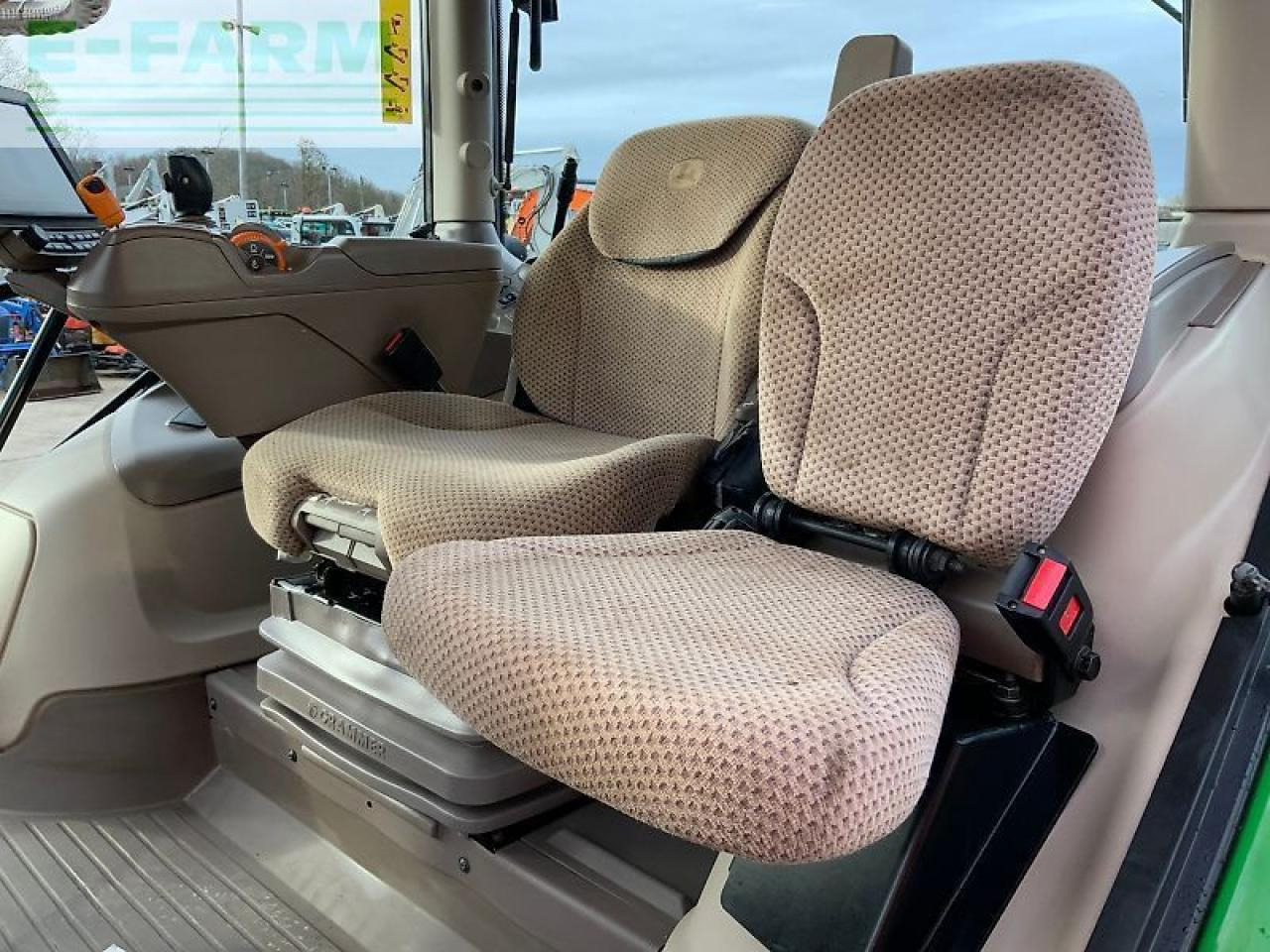 Tractor John Deere 6130r premium edition tractor (st25360): foto 17