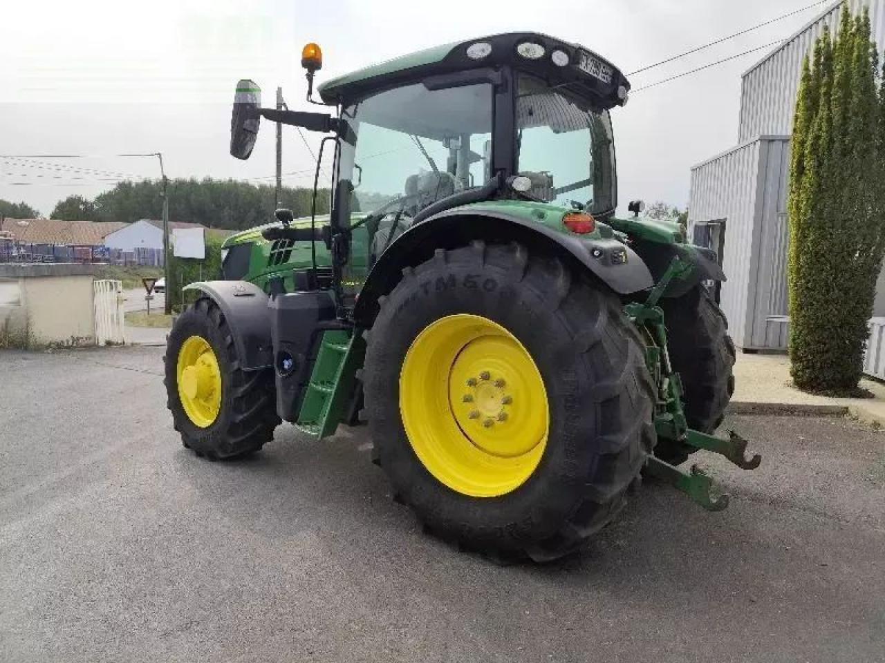 John Deere 6135r - Tractor: foto 5 John Deere 6135r - Tractor: foto 5