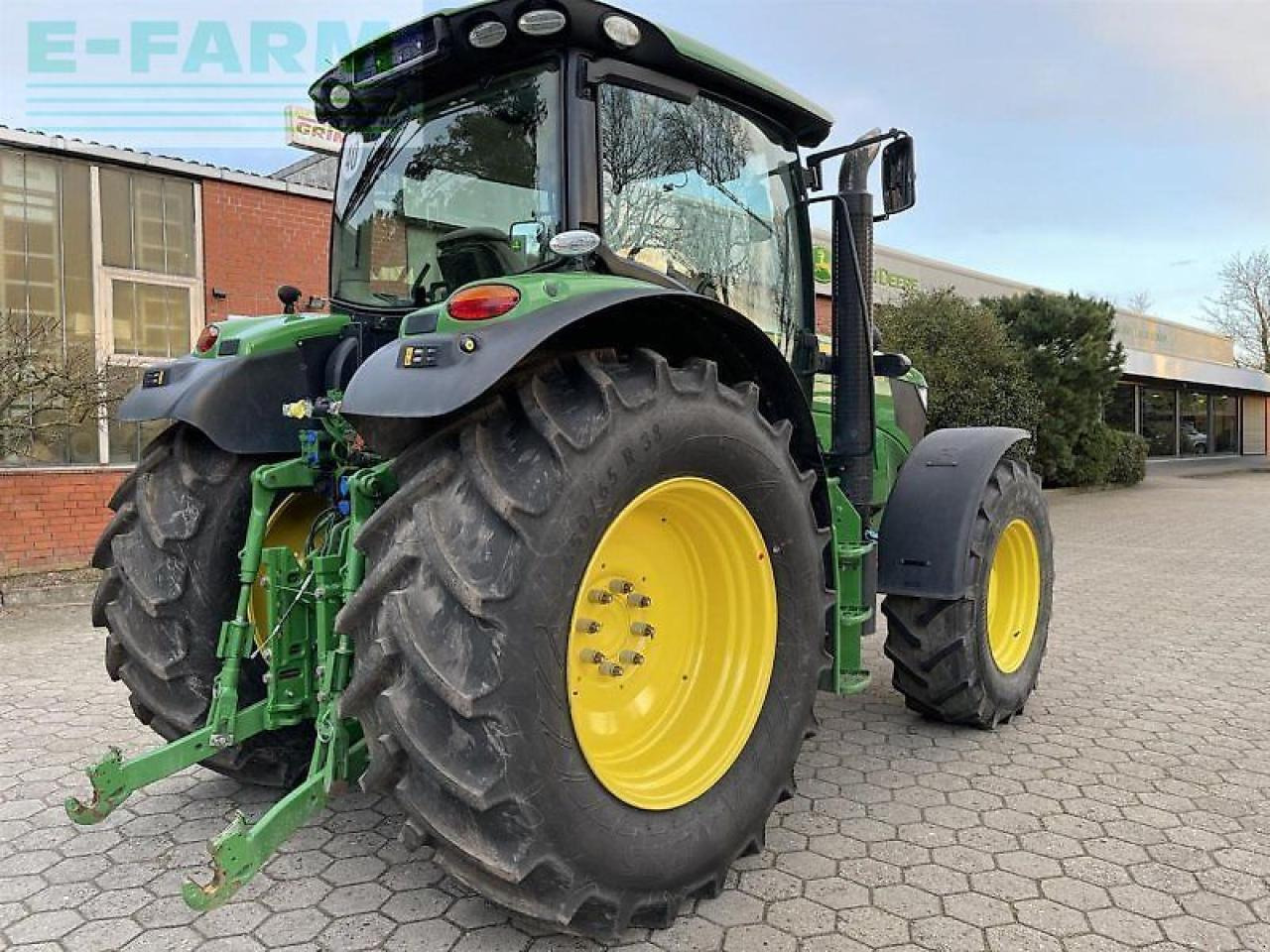 John Deere 6140r dd 40 - Tractor: foto 3 John Deere 6140r dd 40 - Tractor: foto 3