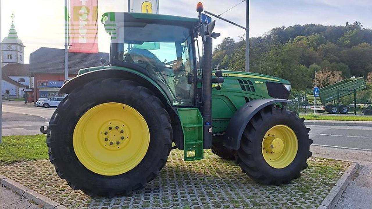 John Deere 6150r - Tractor: foto 4 John Deere 6150r - Tractor: foto 4