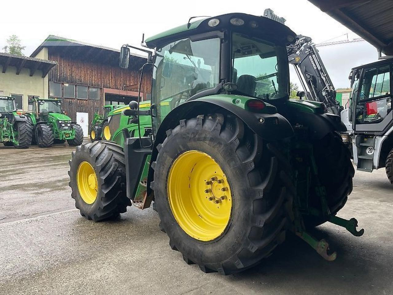 John Deere 6150r - Tractor: foto 5 John Deere 6150r - Tractor: foto 5