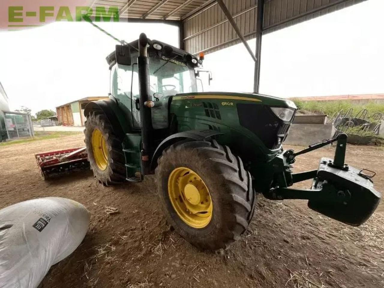 John Deere 6150r - Tractor: foto 2 John Deere 6150r - Tractor: foto 2