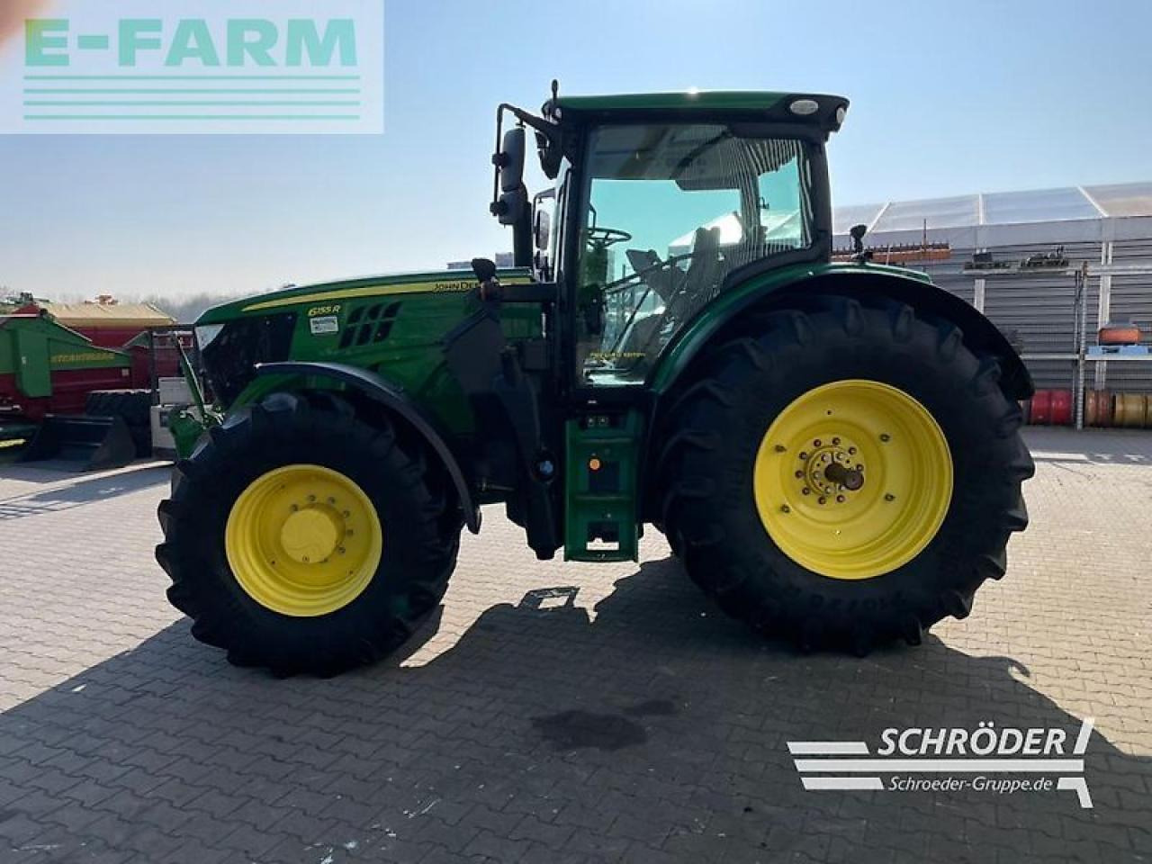 John Deere 6155 r - Tractor: foto 4 John Deere 6155 r - Tractor: foto 4
