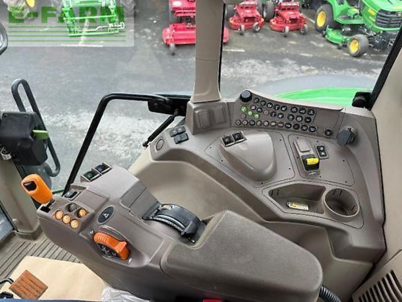 Tractor John Deere 6155m: foto 8