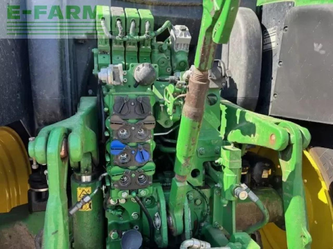 Tractor John Deere 6155r: foto 7