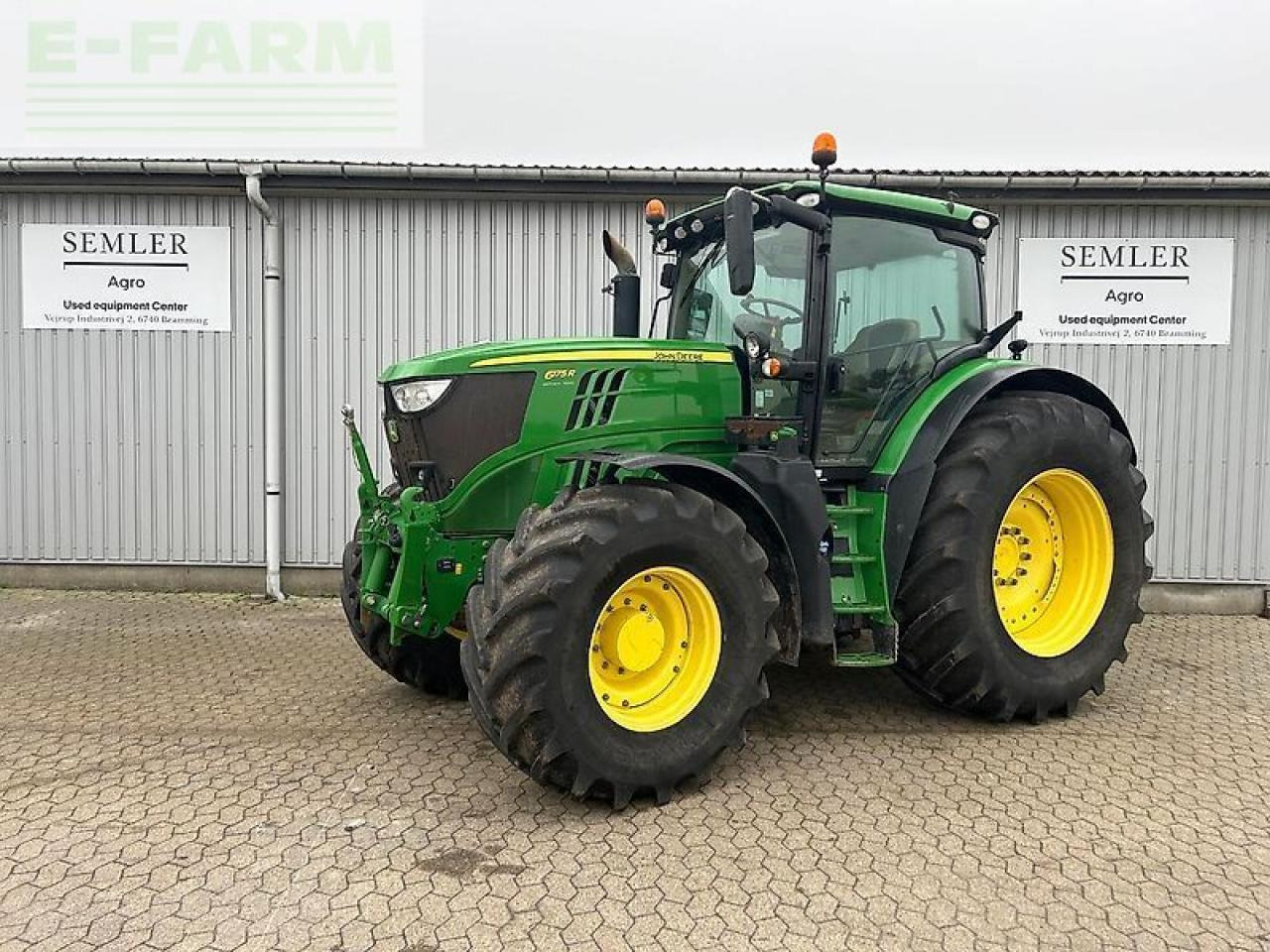 John Deere 6175r - Tractor: foto 1 John Deere 6175r - Tractor: foto 1