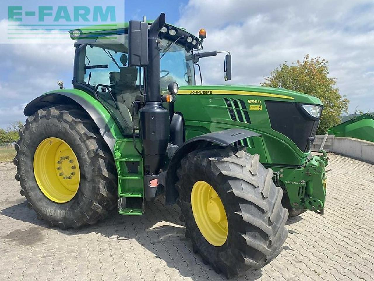 John Deere 6195r - Tractor: foto 2 John Deere 6195r - Tractor: foto 2