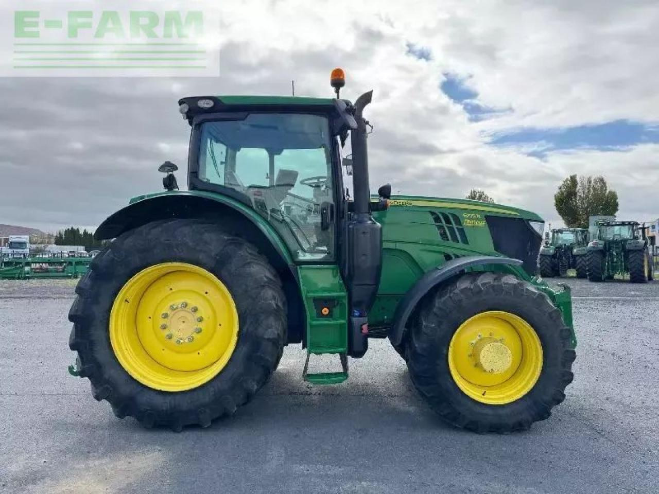 John Deere 6195r - Tractor: foto 5 John Deere 6195r - Tractor: foto 5