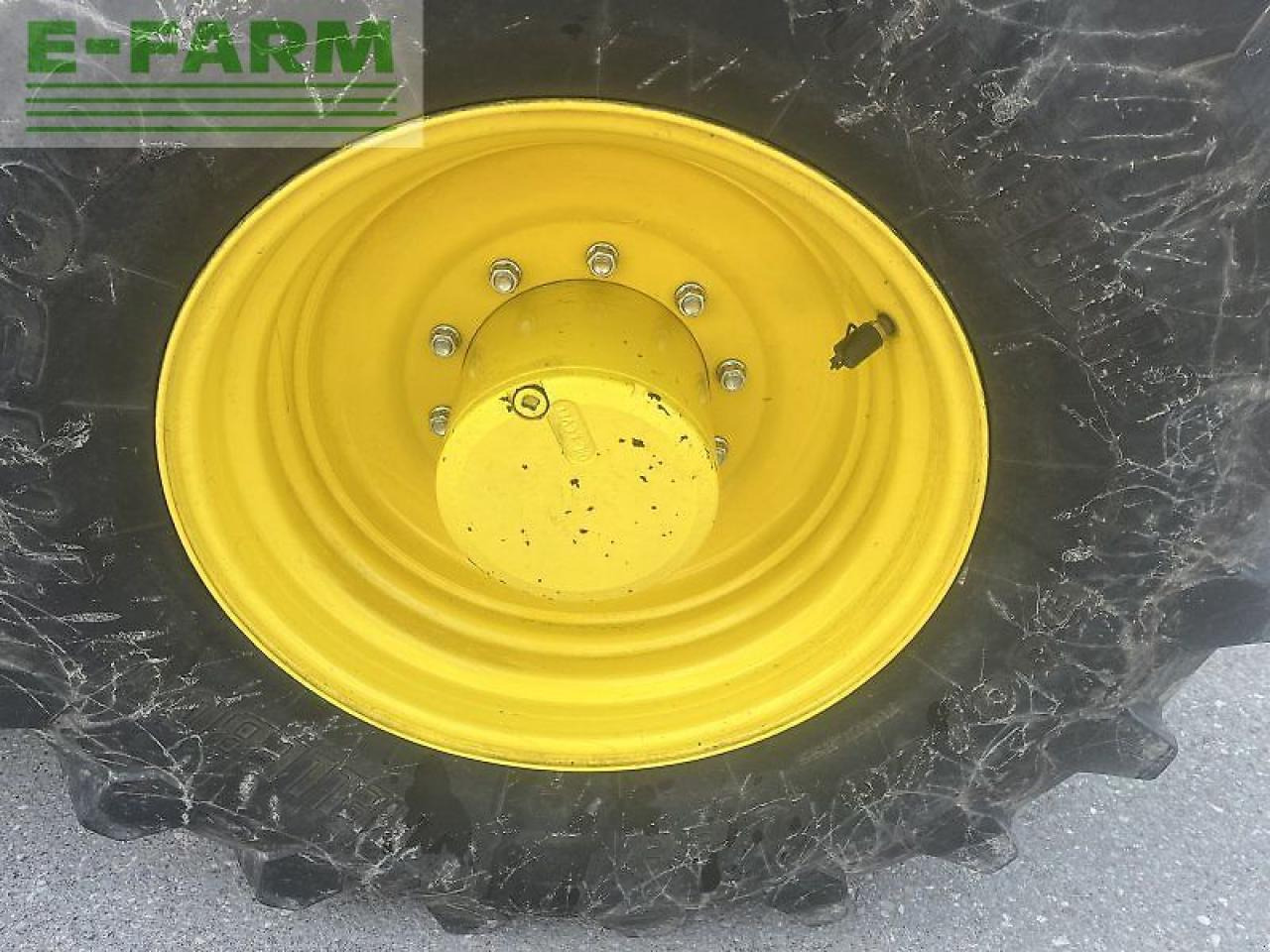 John Deere 6215r - Tractor: foto 4 John Deere 6215r - Tractor: foto 4