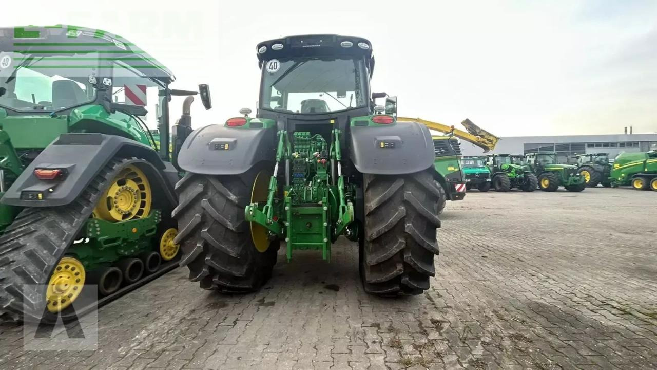 John Deere 6250r 6250 r - Tractor: foto 4 John Deere 6250r 6250 r - Tractor: foto 4