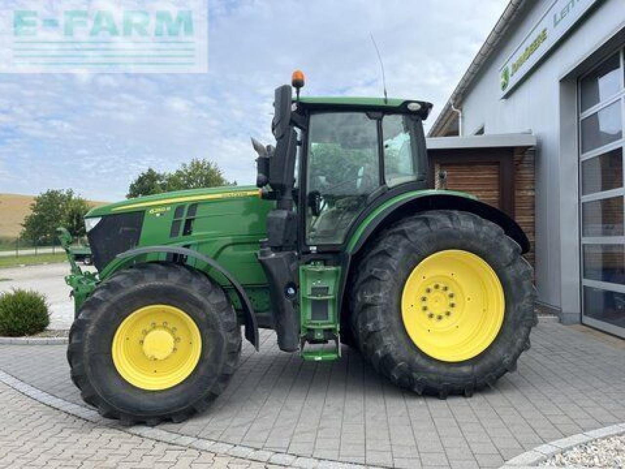 John Deere 6250r - Tractor: foto 2 John Deere 6250r - Tractor: foto 2