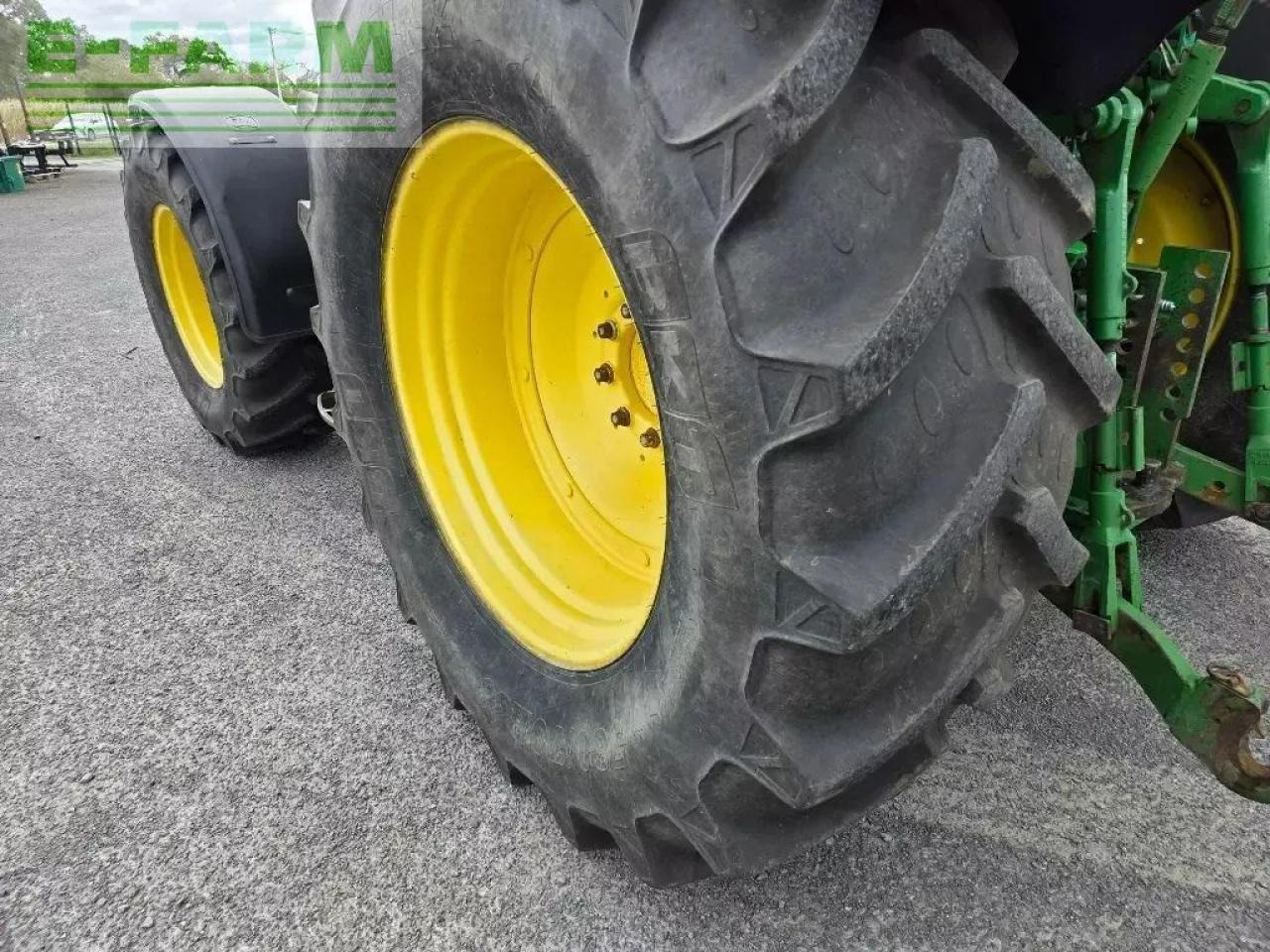 John Deere 6830 premium - Tractor: foto 4 John Deere 6830 premium - Tractor: foto 4