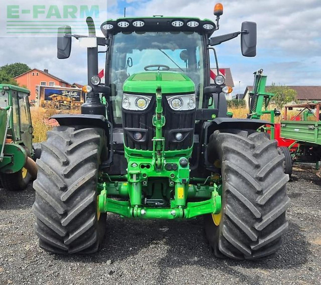John Deere 6r 145 - command pro - Tractor: foto 2 John Deere 6r 145 - command pro - Tractor: foto 2