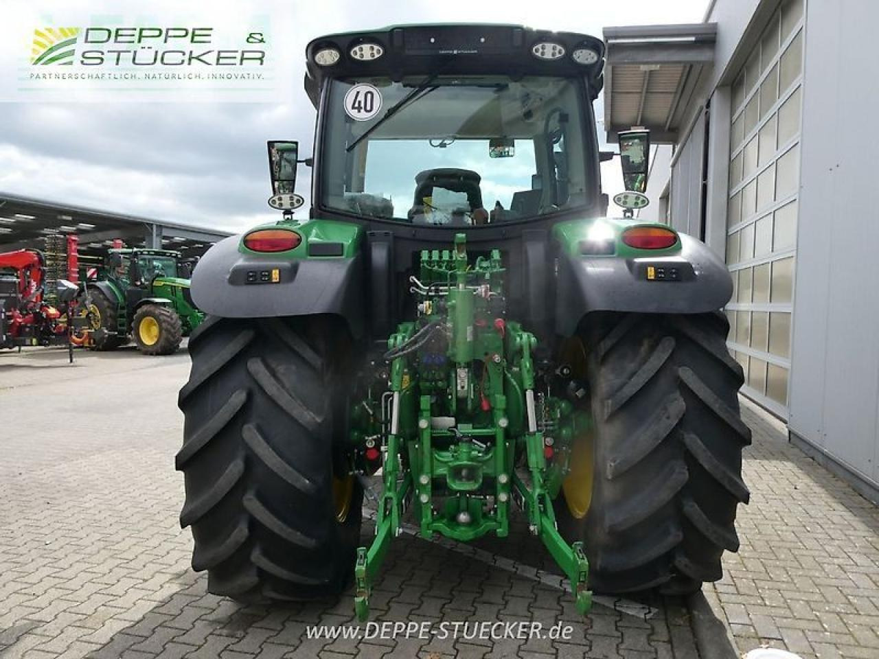 John Deere 6r 150 - Tractor: foto 4 John Deere 6r 150 - Tractor: foto 4