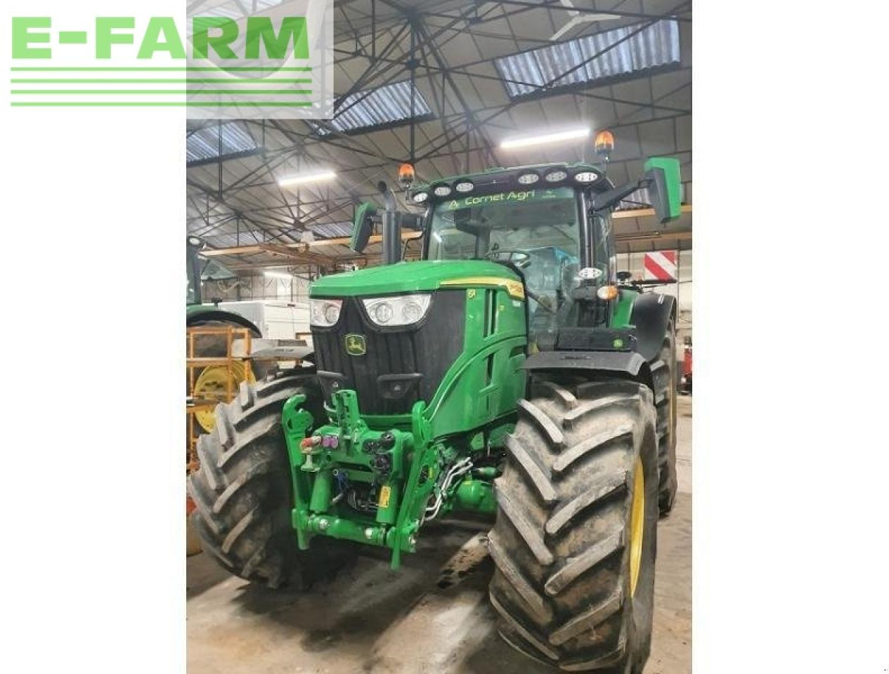 John Deere 6r 215 - Tractor: foto 2 John Deere 6r 215 - Tractor: foto 2