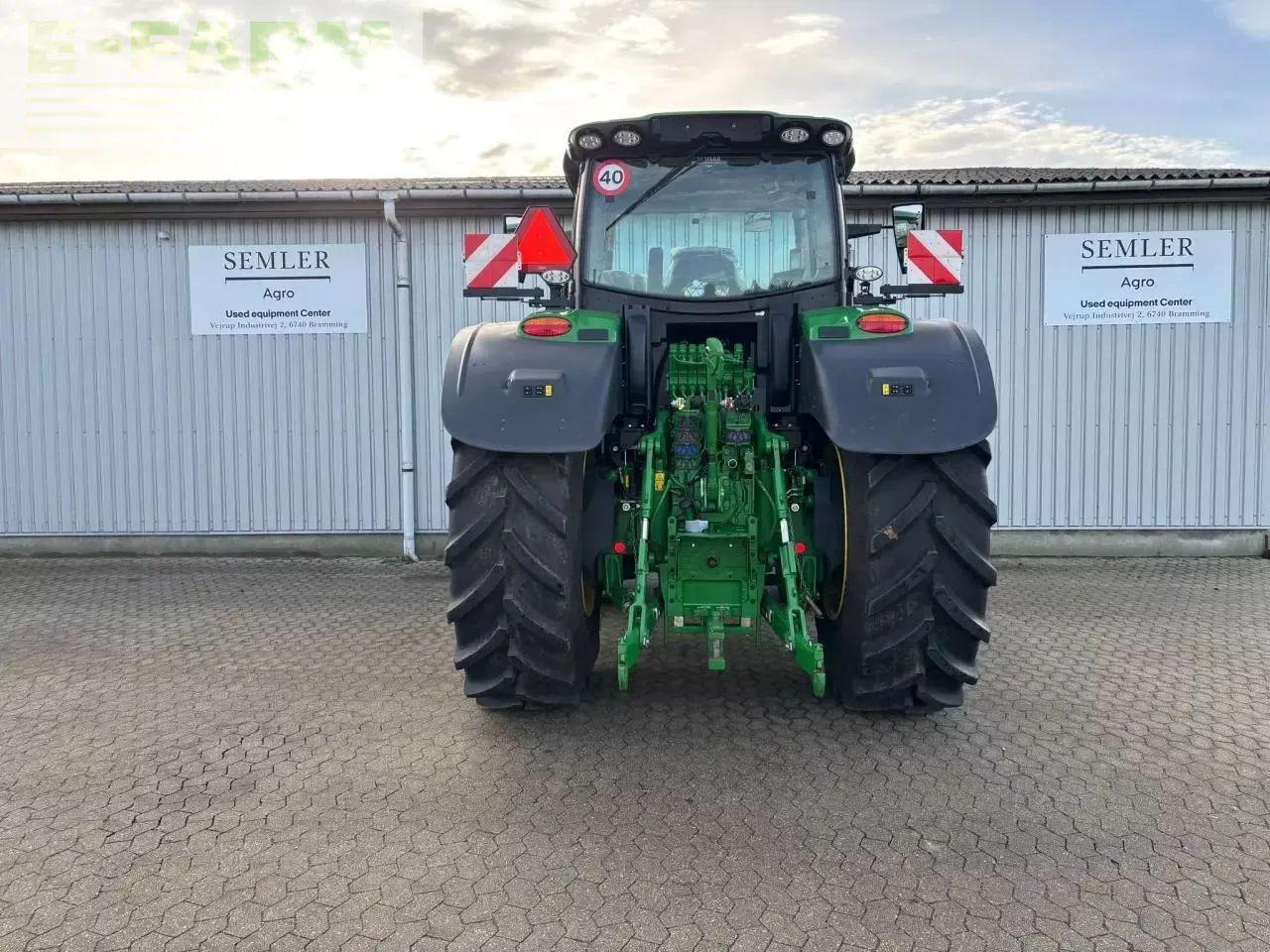 John Deere 6r 250 - Tractor: foto 4 John Deere 6r 250 - Tractor: foto 4