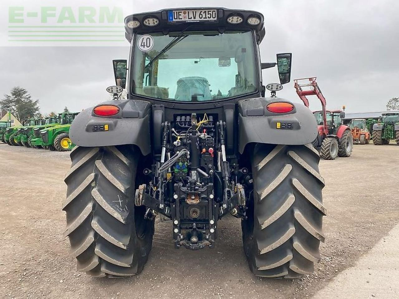 John Deere 6r150 black-edition - Tractor: foto 5 John Deere 6r150 black-edition - Tractor: foto 5