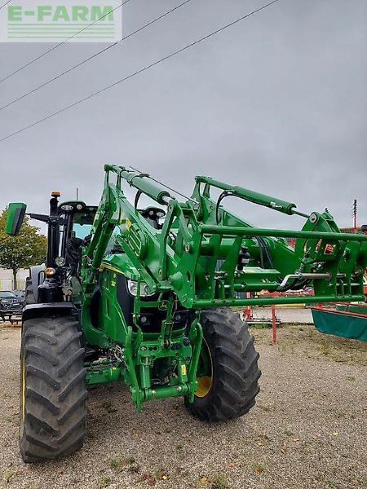 John Deere 6r155 - Tractor: foto 3 John Deere 6r155 - Tractor: foto 3